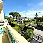 Les Arenes De Cimiez